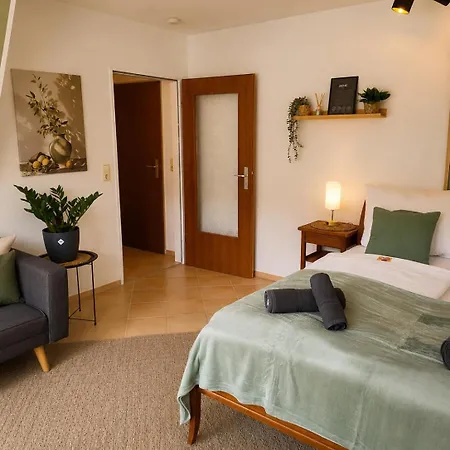 Modern With Balcony & Feel-good Flair * Ulm