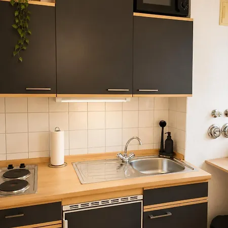 Apartment Modern With Balcony & Feel-good Flair