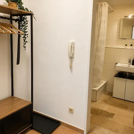 Apartment Modern With Balcony & Feel-good Flair Ulm