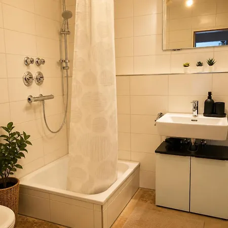 Modern With Balcony & Feel-good Flair Ulm
